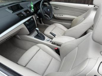 BMW 1 SERIES 120i SE