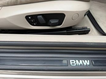 BMW 1 SERIES 120i SE