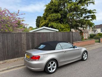 BMW 1 SERIES 120i SE