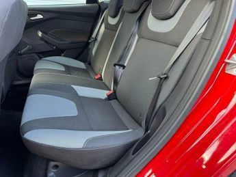 Ford Focus 1.6 Zetec Powershift Euro 5 5dr