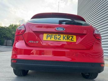 Ford Focus 1.6 Zetec Powershift Euro 5 5dr