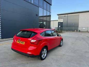 Ford Focus 1.6 Zetec Powershift Euro 5 5dr
