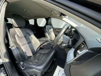 Volvo XC60 2.0 T5 Momentum Auto AWD Euro 6 (s/s) 5dr