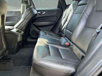 Volvo XC60 2.0 T5 Momentum Auto AWD Euro 6 (s/s) 5dr