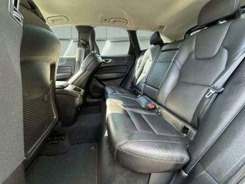 Volvo XC60 2.0 T5 Momentum Auto AWD Euro 6 (s/s) 5dr