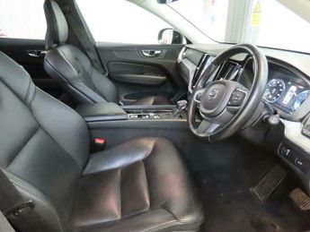 Volvo XC60 2.0 T5 Momentum Auto AWD Euro 6 (s/s) 5dr