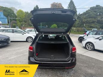 Volkswagen Passat SE BUSINESS TDI BLUEMOTION TECH DSG 1 FORMER LADY OWNER 9 STAMP 
