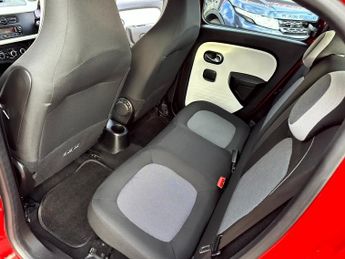 Renault Twingo DYNAMIQUE SCE S/S-ONLY 58600 MILES, 5 SPEED, ONLY £20 ROAD TAX, 