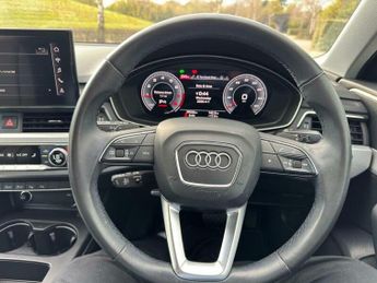 Audi A4 2.0 TFSI 45 Vorsprung Saloon 4dr Petrol S Tronic quattro