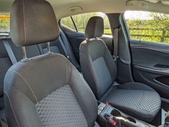 Vauxhall Astra 1.6 CDTi ecoFLEX Design Euro 6 (s/s) 5dr