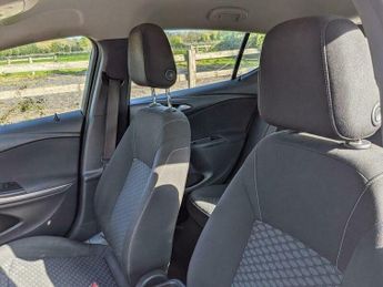 Vauxhall Astra 1.6 CDTi ecoFLEX Design Euro 6 (s/s) 5dr