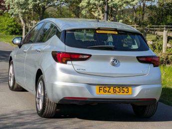 Vauxhall Astra 1.6 CDTi ecoFLEX Design Euro 6 (s/s) 5dr