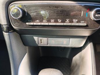 Toyota Yaris ICON