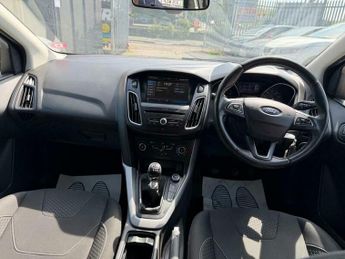 Ford Focus 1.0T EcoBoost Zetec Euro 6 (s/s) 5dr