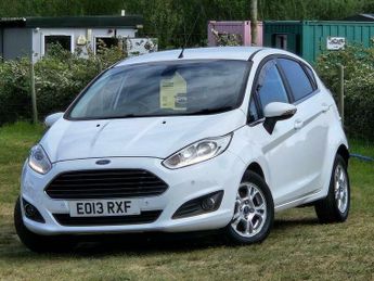 Ford Fiesta 1.6 TDCi ECOnetic Titanium Euro 5 (s/s) 5dr