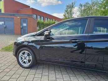 Ford Fiesta 1.6 Zetec Powershift Euro 5 5dr