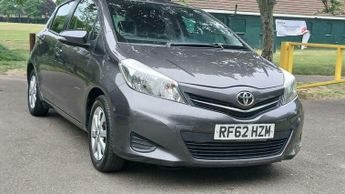 Toyota Yaris 1.33 Dual VVT-i TR Multidrive S Euro 5 5dr