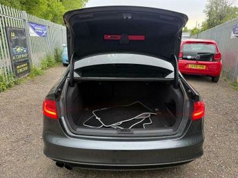 Audi A4 2.0 TDI Black Edition S Tronic quattro Euro 5 (s/s) 4dr