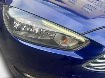 Ford Focus TITANIUM
