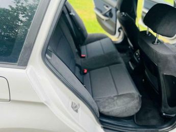 BMW 3 SERIES 2.0 320i M Sport Touring Auto Euro 4 5dr