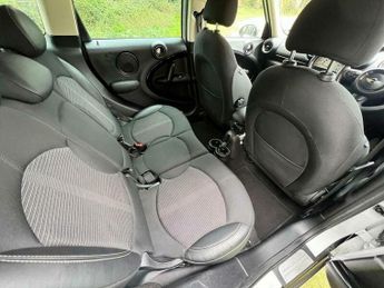 MINI Countryman 2.0 Cooper D Auto ALL4 Euro 5 5dr