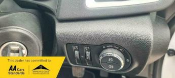 Vauxhall Astra GTC 2.0 CDTi SRi Euro 5 (s/s) 3dr