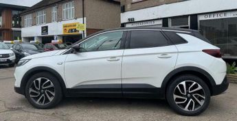 Vauxhall Grandland X 1.2 Turbo Elite Nav Auto Euro 6 (s/s) 5dr