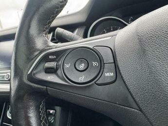 Vauxhall Grandland X 1.2 Turbo Elite Nav Auto Euro 6 (s/s) 5dr