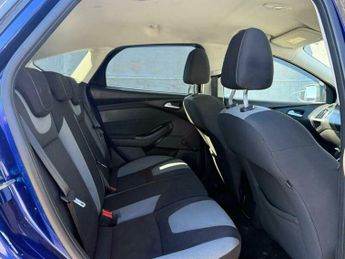 Ford Focus 1.6 TDCi Zetec Euro 5 (s/s) 5dr
