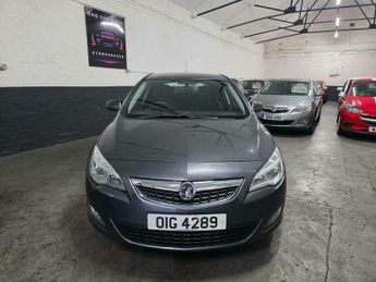 Vauxhall Astra 1.6 16v Active Euro 5 5dr