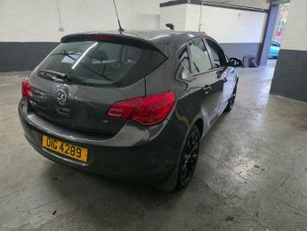 Vauxhall Astra 1.6 16v Active Euro 5 5dr