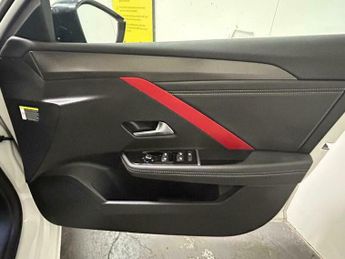 Vauxhall Astra 1.2 Turbo GS Line Auto Euro 6 (s/s) 5dr