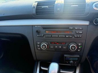 BMW 1 SERIES 2.0 118d SE Steptronic Euro 5 3dr