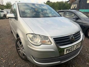 Volkswagen Touran 1.9 TDI SE 5dr (7 Seats)