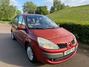 Renault Scenic 1.6 VVT Privilege 5dr