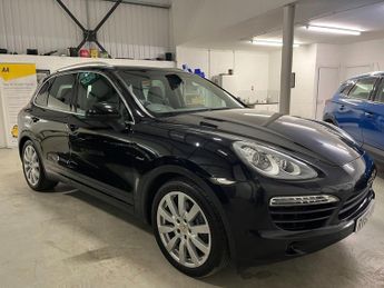 Porsche Cayenne D V6 TIPTRONIC