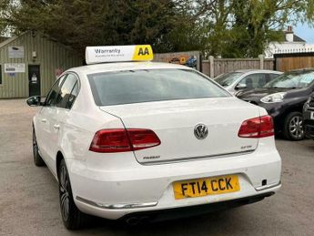 Volkswagen Passat 2.0 TDI BlueMotion Tech Executive DSG Euro 5 (s/s) 4dr