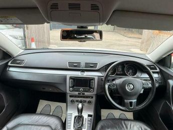 Volkswagen Passat 2.0 TDI BlueMotion Tech Executive DSG Euro 5 (s/s) 4dr