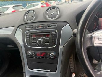 Ford Mondeo 2.0 TDCi Zetec Euro 5 5dr