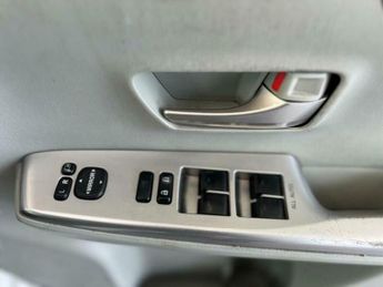 Toyota Prius 1.8 VVT-h Excel CVT Euro 5 (s/s) 5dr