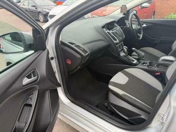 Ford Focus 1.6 Zetec S Powershift Euro 5 5dr