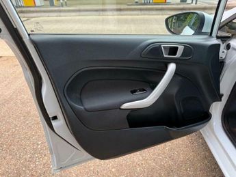 Ford Fiesta 1.4 Titanium 5dr