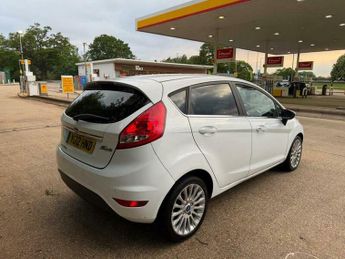 Ford Fiesta 1.4 Titanium 5dr