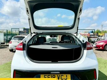 Hyundai Ioniq 1.6 h-GDi Premium DCT Euro 6 (s/s) 5dr