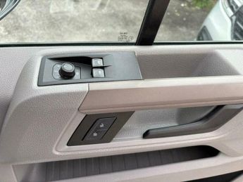 Volkswagen Crafter 2.0 TDI CR35 BlueMotion Tech Trendline FWD LWB High Roof Euro 6 
