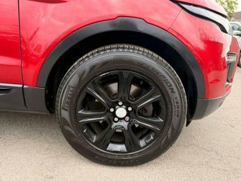 Land Rover Range Rover Evoque 2.0 TD4 SE Tech Auto 4WD Euro 6 (s/s) 5dr