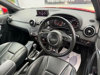 Audi A1 1.4 TFSI CoD Black Edition Sportback S Tronic Euro 5 (s/s) 5dr