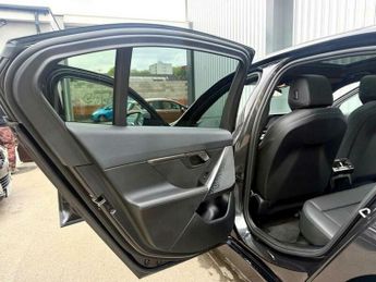 BMW 5 SERIES EDRIVE40 M SPORT PRO