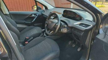 Peugeot 208 1.4 HDi Access+ Hatchback 5dr Diesel Manual Euro 5 (70 ps)
