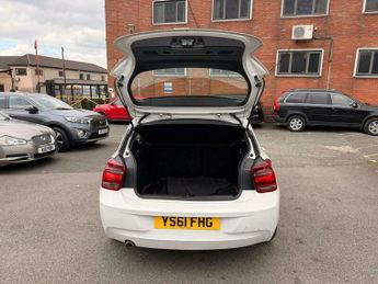 BMW 1 SERIES 2.0 120d SE Auto Euro 5 (s/s) 5dr
